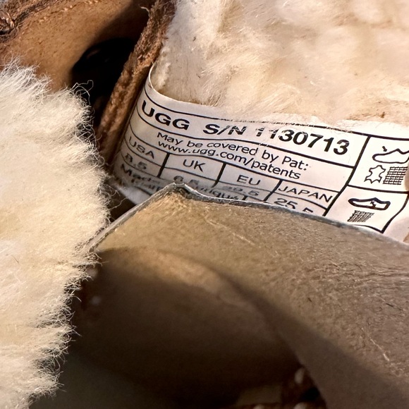 UGG Women’s Romely Heritage Lace Boots In Chestnut 8.5 - Picture 12 of 14